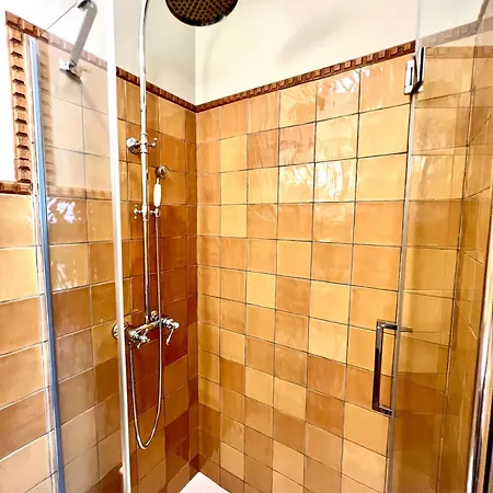 Frühstückspension La Dimora Di Svevia 4*